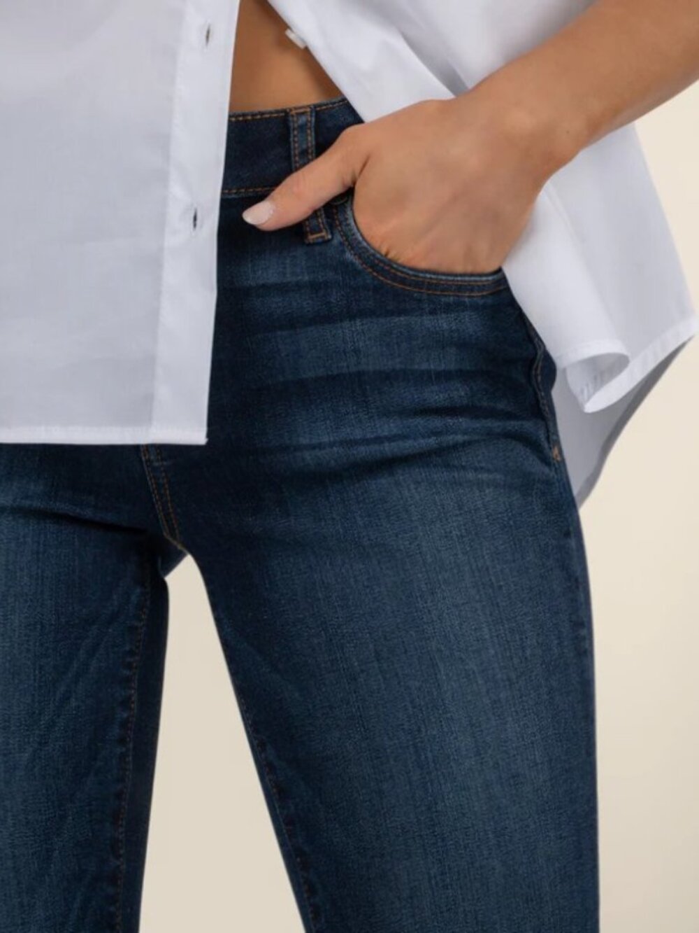 Kut from the Kloth Midrise Skinny Jeans - Picture 4 of 7